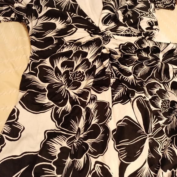 Farm Rio Dress - Picture 5 of 7